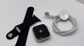 Mint
													Apple Watch Series 9 45mm - Starlight, A2980 - GPS, Aluminum, photo 1 of 5