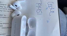 Used
													Apple AirPods Pro 2nd Gen - Lightning, photo 2 of 7
