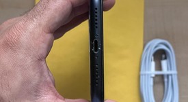 Good
													Apple iPhone Xr - Unlocked, Black, 64 GB, A1984, photo 4 of 8