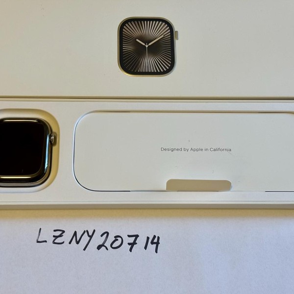 Apple Watch Series 10 46mm - Unlocked, Natural, A3003 - Cellular, Titanium