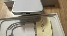 Mint
													Apple iPhone 17 Pro Max - Unlocked, Silver, 256 GB, A3257, photo 5 of 8