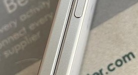 Good
													Google Pixel 9 Pro Fold - Unlocked, Porcelain, 256 GB, GGH2X, photo 4 of 7