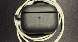 Used
													Apple AirPods Pro 2 - Lightning, photo 5 of 7