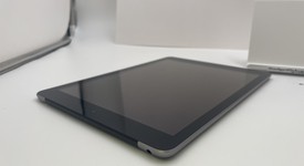 Good
													Apple iPad 5th Gen - Wi-Fi, Gray, 32 GB, A1822, photo 4 of 6