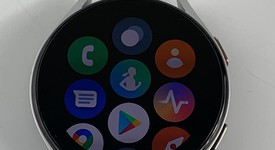 Good
													Samsung Galaxy Watch5 - Unlocked, Silver, 44mm, photo 1 of 6