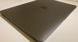 Good
													MacBook Pro 2016 (With Touch Bar) - 13" - Gray, 512 GB, 8 GB, photo 5 of 11