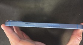 Good
													Apple iPhone 13 - AT&T, Blue, 128 GB, A2482, photo 4 of 6