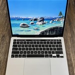 Good MacBook Pro 2020 - 13 inch - 256 GB, Silver, 16 GB, Apple M1
