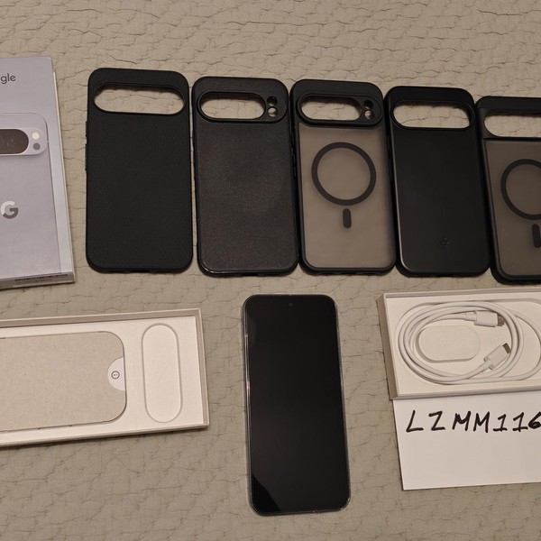 Google Pixel 10 Pro XL - Unlocked, 512 GB, Moonstone, GUL82