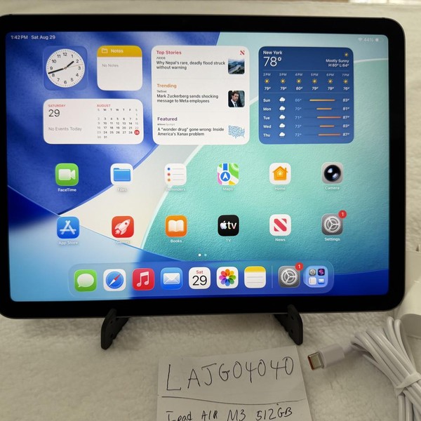 Apple iPad Air 11 inch (M3) 2025 - Unlocked, 512 GB, Gray, A3267