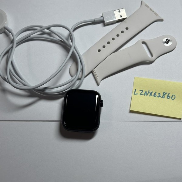 Apple Watch SE 3rd Gen 44mm - Unlocked, Midnight, A3328 - Cellular