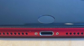 Good
													Apple iPhone 8 Plus - Unlocked, Red, 64 GB, A1897, GSM, photo 4 of 8