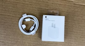 Mint
													Apple iPad Pro 13" (M4) 2024 - Unlocked, Black, 256 GB, 8 GB, A2926, Standard Glass, photo 2 of 6