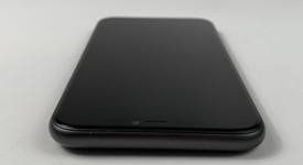 Fair
													Apple iPhone 11 - Straight Talk, Black, 64 GB, A2111, photo 5 of 6