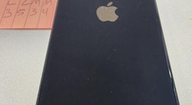 Good
													Apple iPhone SE 3rd Gen 2022 - Unlocked, Midnight, 128 GB, A2595, photo 3 of 8