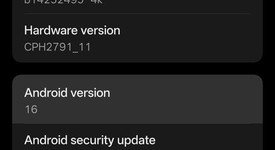 Mint
													Oppo Find X9 Pro - Unlocked Non-US, Silk White, 512 GB, 16 GB, photo 3 of 15