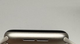 Good
													Apple Watch SE 2nd Gen 44mm - Unlocked, Silver, A2727 - Cellular, Aluminum, photo 3 of 6