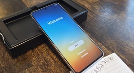 Good
													Samsung Galaxy S21 5G - Unlocked, White, 128 GB, 8 GB, SM-G991U1, photo 1 of 6