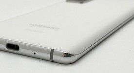 Good
													Samsung Galaxy S20 FE 5G - Unlocked, Cloud White, 128 GB, 6 GB, SM-G781U1/DS, photo 5 of 5
