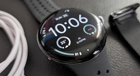 Mint
													Google Pixel Watch 4 - Unlocked, Silver, 45mm, LTE, photo 4 of 5