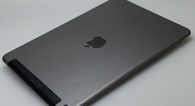 Good
													Apple iPad 8th Gen - Unlocked, Gray, 32 GB, A2428, photo 4 of 7