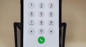 Mint
													Apple iPhone Xr - AT&T, Black, 64 GB, A1984, photo 2 of 9
