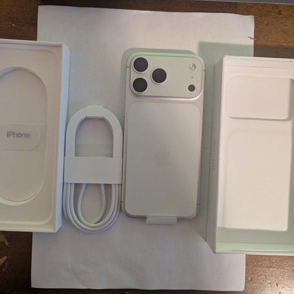 Apple iPhone 17 Pro Max - Verizon, 512 GB, Silver, A3257