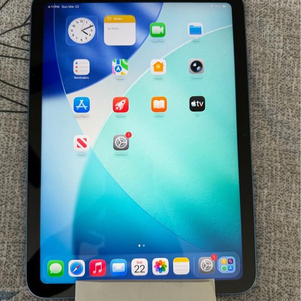 Apple iPad 10th Gen - Wi-Fi, 64 GB, Blue, A2696