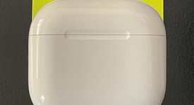 Used
													Apple AirPods 4th Gen - Standard, photo 2 of 5