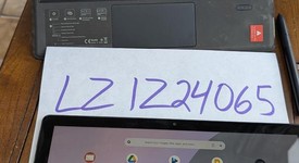 Good
													Google Pixel Slate - Wi-Fi, Core m3, Navy Blue, 64 GB, 8 GB, photo 2 of 7