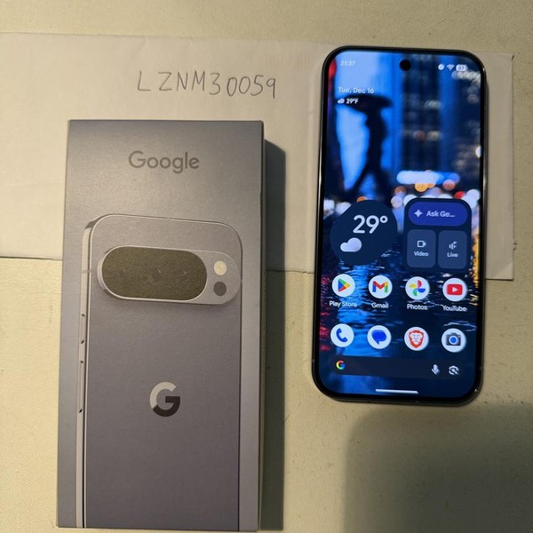 Google Pixel 10 Pro - Unlocked, 256 GB, Moonstone, G4QUR