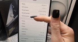 Mint
													Apple iPhone 15 Plus - Verizon, Black, 256 GB, A2847, photo 2 of 11