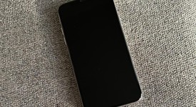 Fair
													Apple iPhone Xs - Unlocked, Silver, 64 GB, A1920, photo 2 of 8