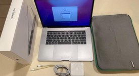 Good
													MacBook Pro 2016 (With Touch Bar) - 15" - Gray, 256 GB, 16 GB, photo 1 of 12