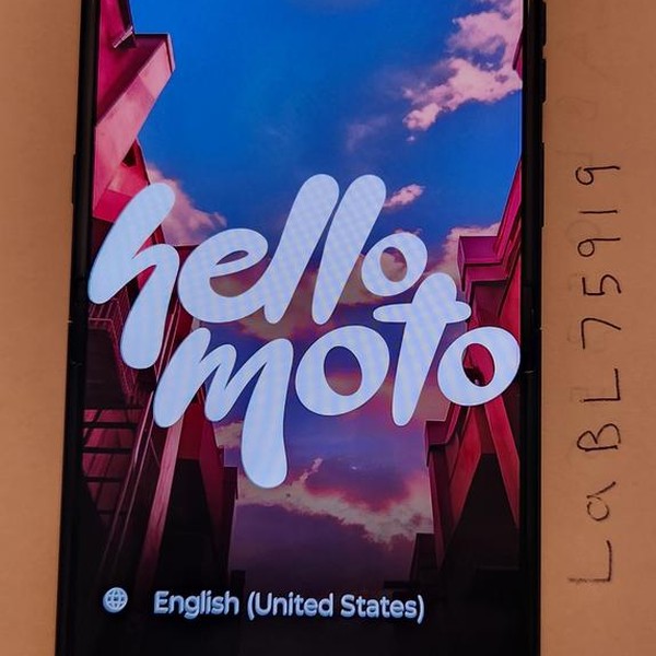 Motorola Razr Ultra (2025) - AT&T, 512 GB, PANTONE Scarab, 16 GB