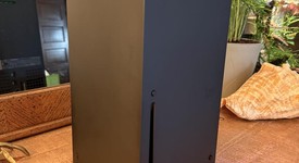 Mint
													Xbox Series X (2020) - Black, 1 TB, standard, photo 3 of 10