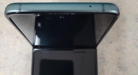 Mint
													Samsung Galaxy Z Flip3 5G - AT&T, Green, 128 GB, 8 GB, SM-F711U, photo 4 of 5
