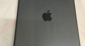 Fair
													Apple iPad 9th Gen - Unlocked, Gray, 64 GB, A2603, photo 4 of 7