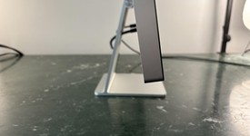 Good
													Apple Studio Display 2022 - Standard Glass, Tilt Adjustable Stand, photo 3 of 10