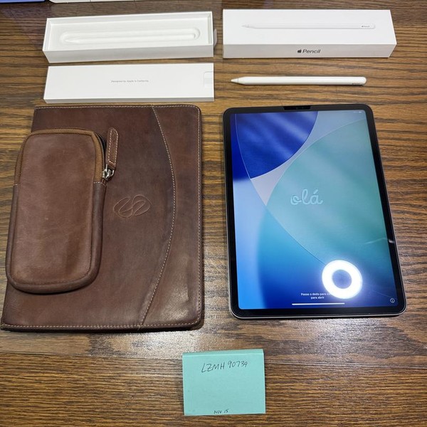 Apple iPad Pro 11 inch 2018 - Wi-Fi, 256 GB, Gray, A1980