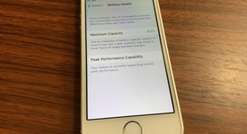 Good
													Apple iPhone SE 1st Gen 2016 - Unlocked, Silver, 16 GB, A1662, photo 2 of 3