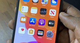 Good
													Apple iPhone X - Unlocked, Gray, 64 GB, A1865, photo 1 of 13