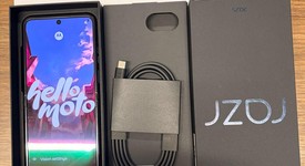 Mint
													Motorola Razr (2025) - Unlocked, Blue, 256 GB, 8 GB, photo 1 of 8