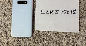 Good
													Samsung Galaxy S10e - Unlocked, White, 128 GB, 6 GB, SM-G970U1, photo 2 of 8