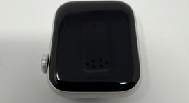 Mint
													Apple Watch SE 2nd Gen 40mm - Silver, A2722 - GPS, Aluminum, photo 4 of 6