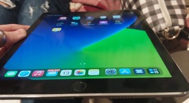 Mint
													Apple iPad Air 2 - Verizon, Silver, 64 GB, photo 2 of 5