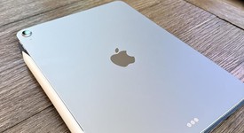 Mint
													Apple iPad Air 11" (M3) 2025 - Wi-Fi, Blue, 128 GB, A3266, photo 5 of 8
