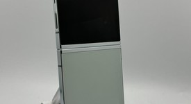 Good
													Samsung Galaxy Z Flip5 - Unlocked, Green, 512 GB, 8 GB, SM-F731U1, photo 3 of 8