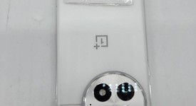 Good
													OnePlus 13 - Unlocked, Arctic Dawn, 512 GB, 16 GB, photo 3 of 9
