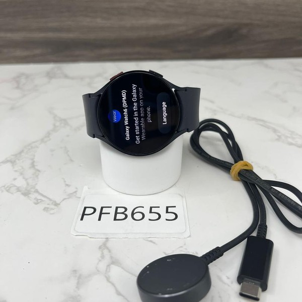 Samsung Galaxy Watch6 - Unlocked, Graphite, 44mm